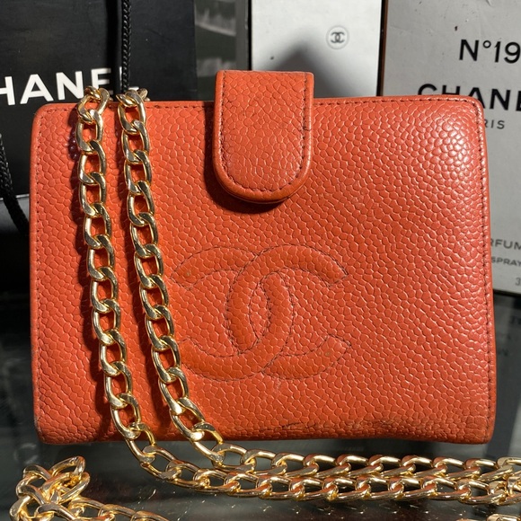 CHANEL Handbags - Authentic Rare Chanel Timeless CC Caviar Leather Purse Wallet